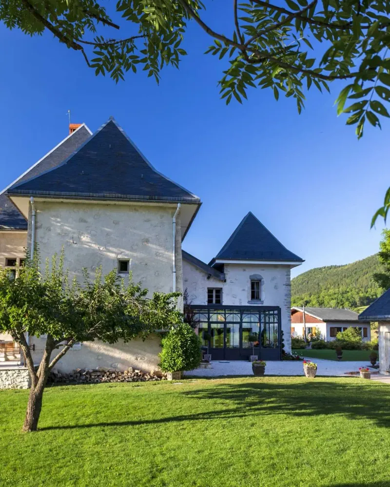 Gîte Château des Girards — gîte de groupe à Lans-en-Vercors