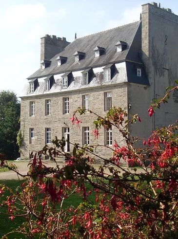 Photo 1 de Le Grand Logis - Manoir de Kerhir à Trédarzec