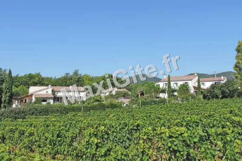 Gîte Gîtes Les Cerisiers — gîte de groupe à Mirabel-et-Blacons