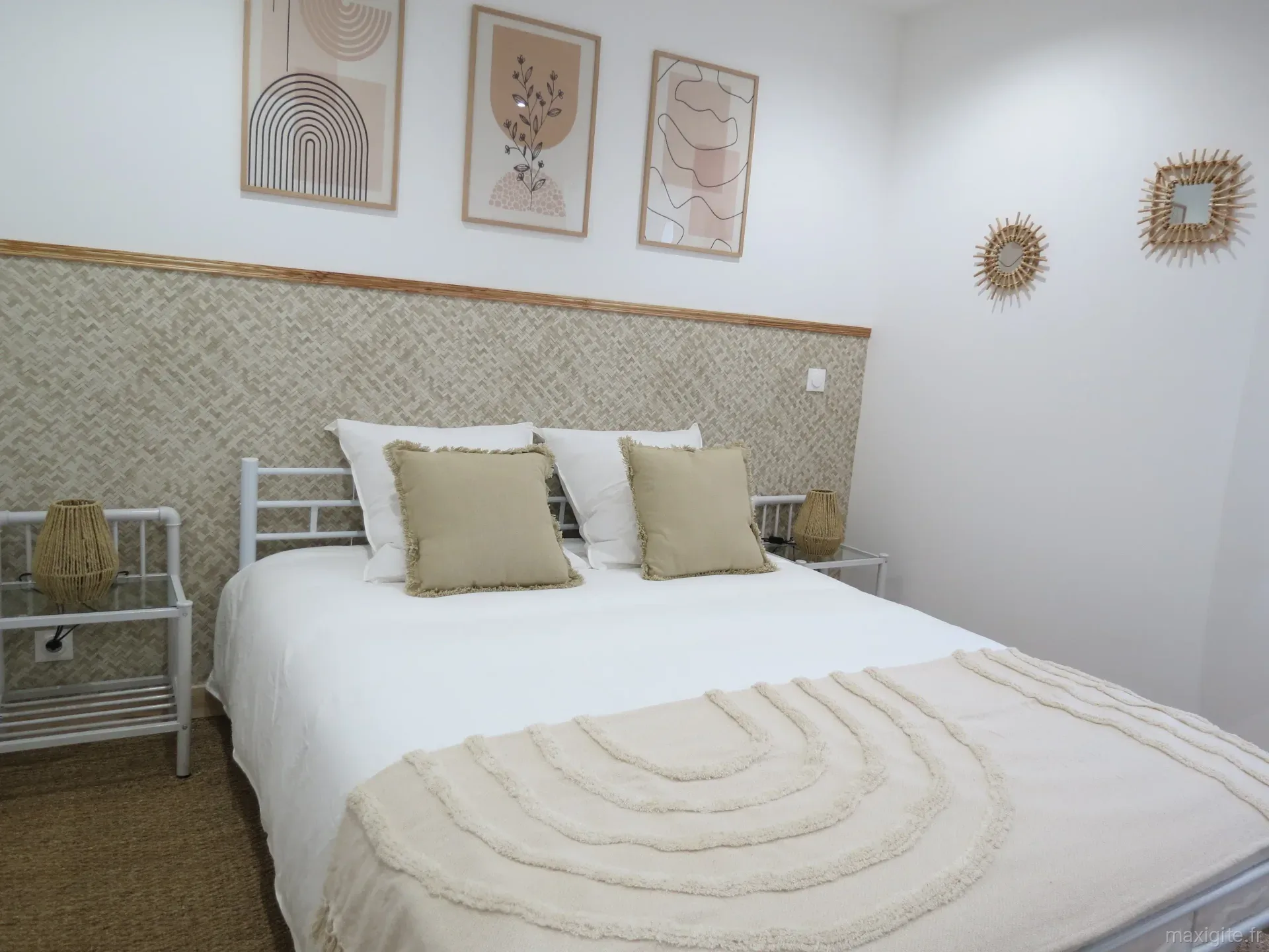 Chambre 1 rdc lit queen size