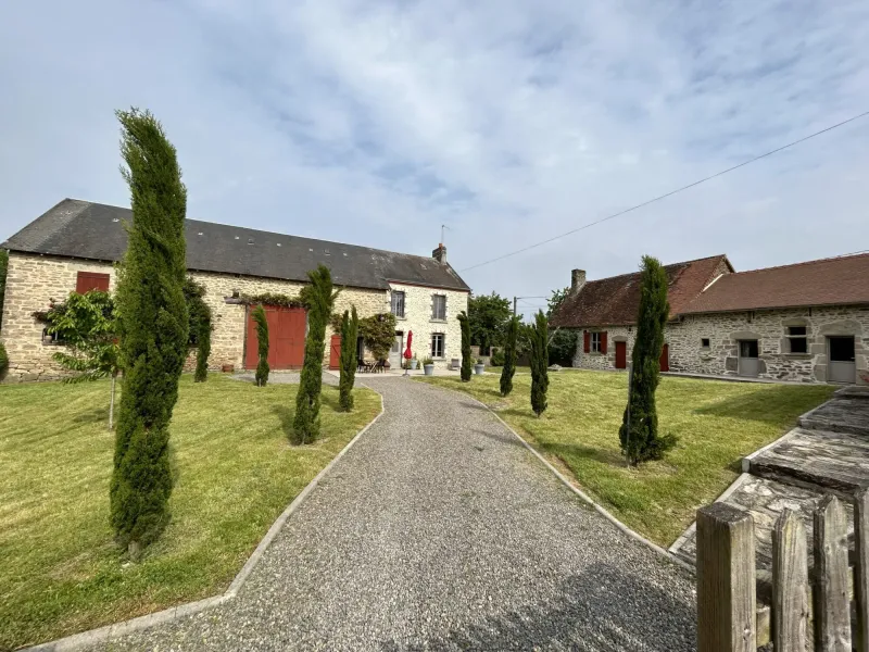 Photo 1 de Gîte La Fileuse à Saint-Plantaire