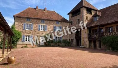 Gîte de groupe Clos Lavaux - Maison de Maître à Châtenay — Photo 1 de Clos Lavaux - Maison de Maître à Châtenay, capacité 10 personnes