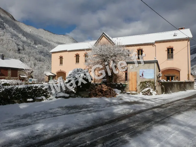 Gîte Gîte de l'Escolan — gîte de groupe à Ustou