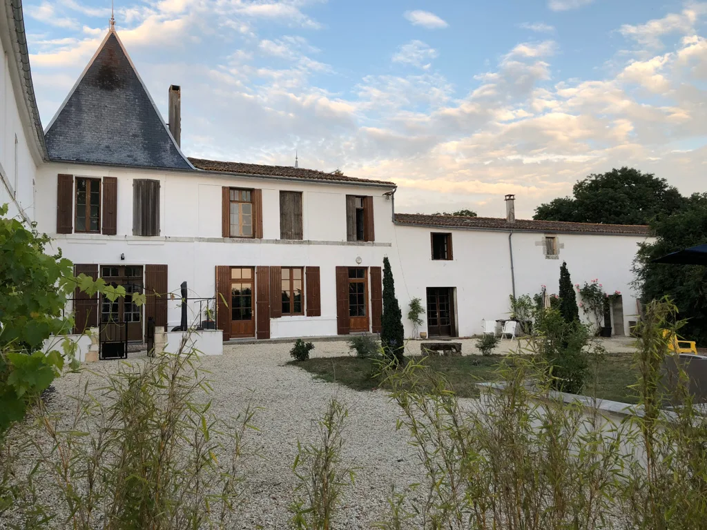 Gîte de groupe Domaine de la Fromigère à Sainte-Gemme — Domaine de la Fromigère – Sainte-Gemme, capacité 85 personnes