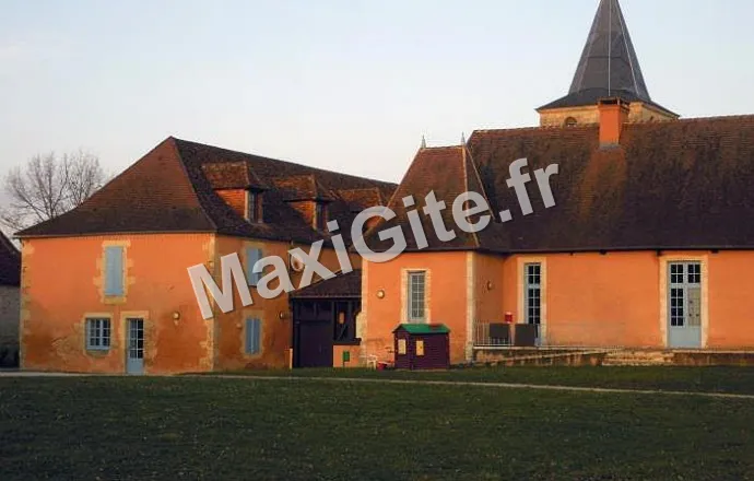 Gîte La Chartreuse de Hautefort — gîte de groupe à Hautefort