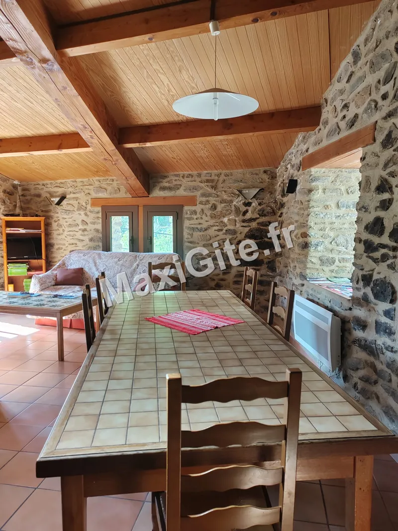Gîte Gite D'Etape En Chambres — gîte de groupe à Baillestavy