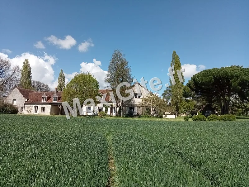 Gîte de groupe La Girardière à Genillé — Photo 1 de La Girardière à Genillé, capacité 15 personnes