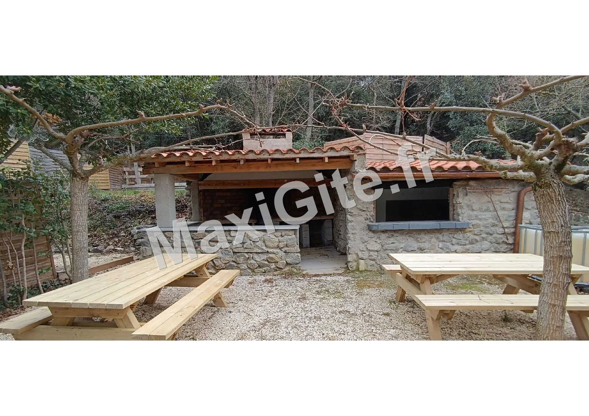 Gîte de groupe Gite Benjamin Sur Le Sentier Cathare à Prugnanes — Photo 1 de Gite Benjamin Sur Le Sentier Cathare à Prugnanes, capacité 15 personnes