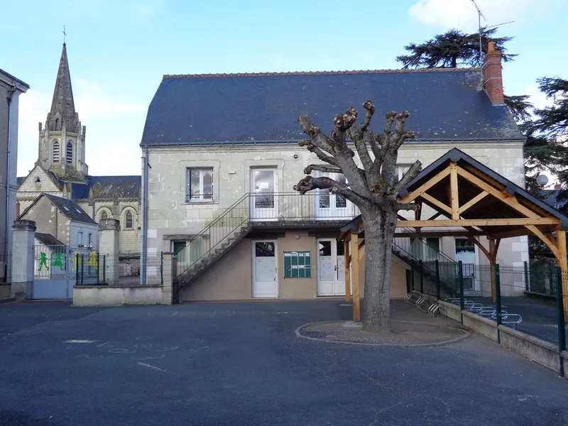 Gîte Gîte d'Étape — gîte de groupe à Bréhémont