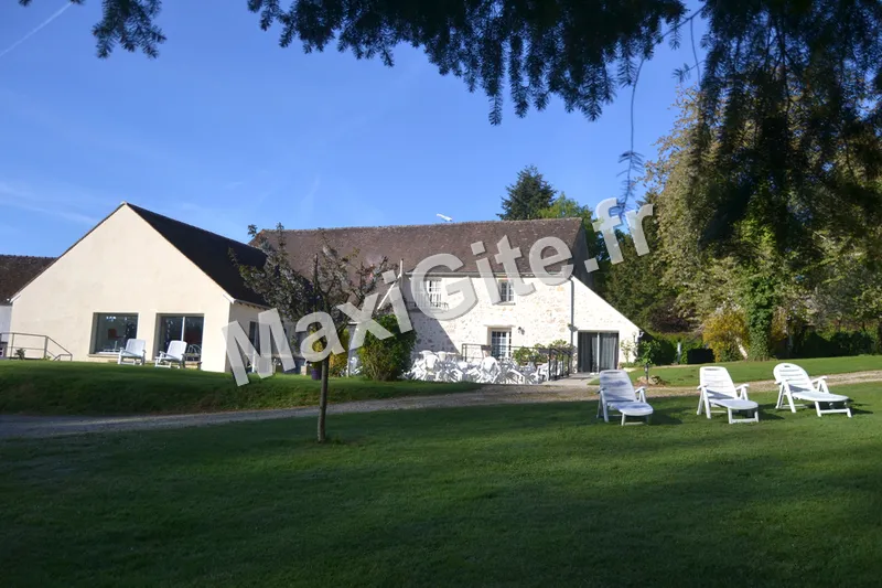 Photo 4 de Gîte de groupe Le Gué des Filles à Chevannes