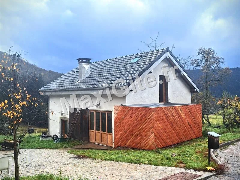Gîte de groupe Le Refuge de Création du Rupt de Bamont à Saulxures-sur-Moselotte — Photo 1 de Le Refuge de Création du Rupt de Bamont à Saulxures-sur-Moselotte, capacité 26 personnes