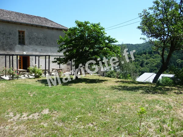 Gîte de groupe Gîte Le Mas Des Sédaries à Villefort — Photo 5 de Gîte Le Mas Des Sédaries à Villefort, capacité 14 personnes