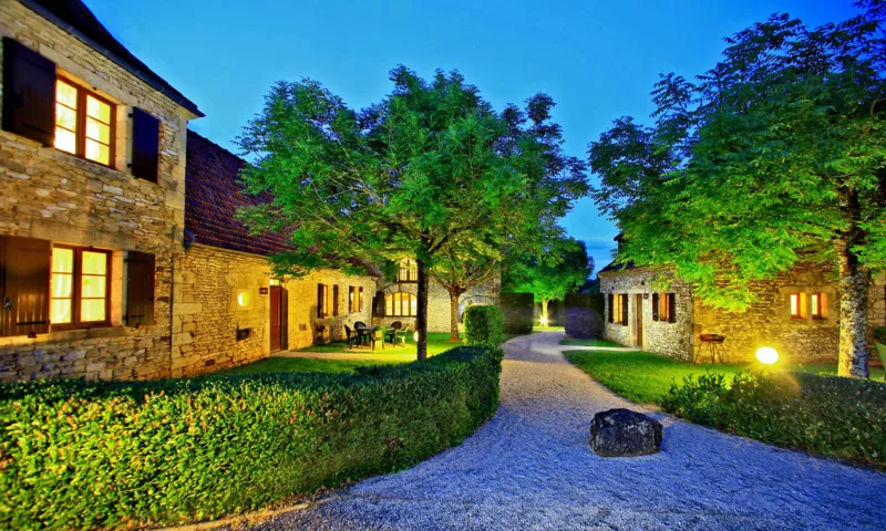 Gîte Combas Village de Gîtes — gîte de groupe à Saint-Crépin-Carlucet