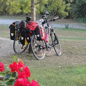 Gîte de groupe La Guichetière à Orée-d'Anjou — Photo 1 de La Guichetière à Orée-d'Anjou, capacité 15 personnes