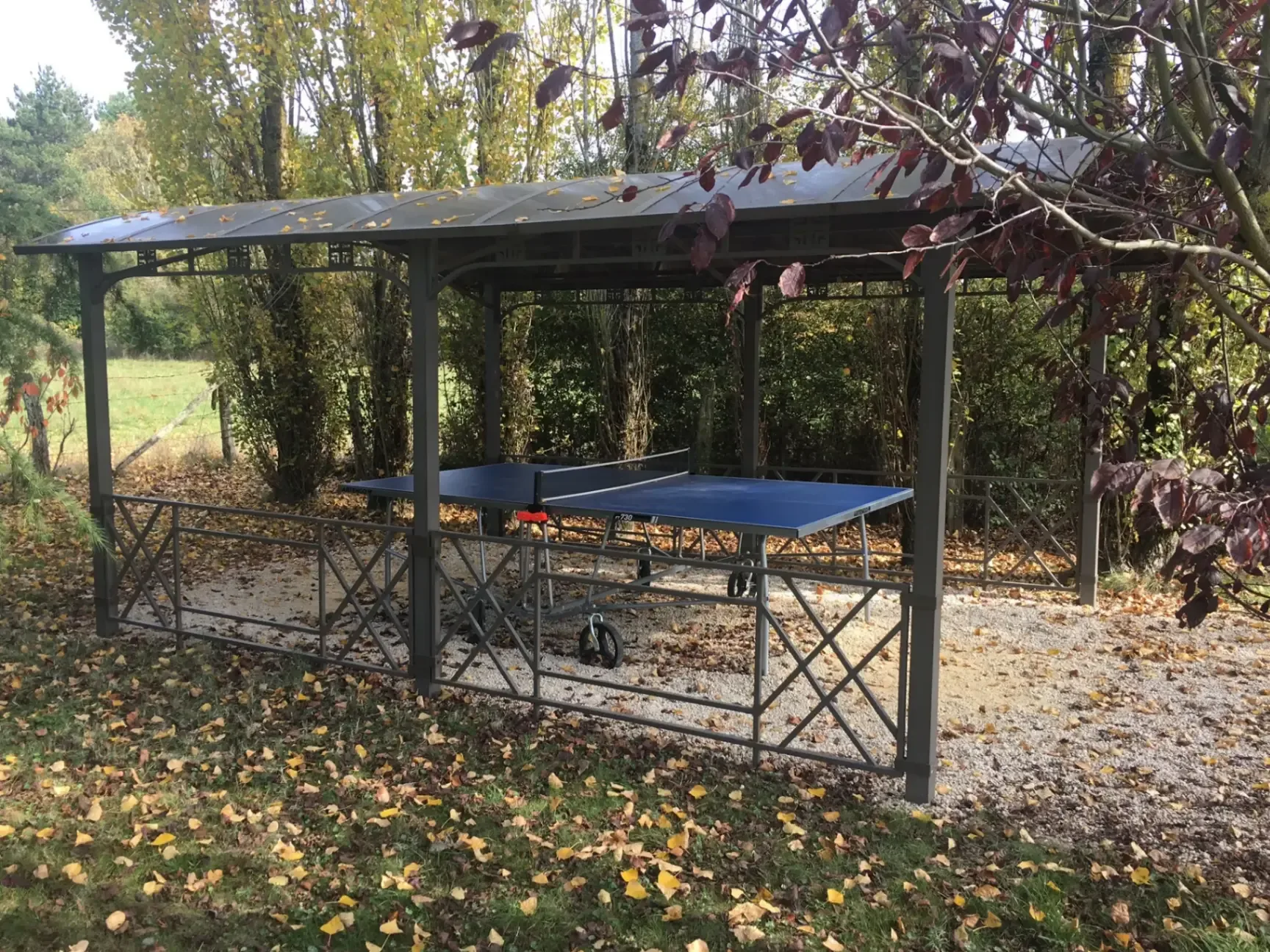Le Domaine des Clairaies – Table de ping pong