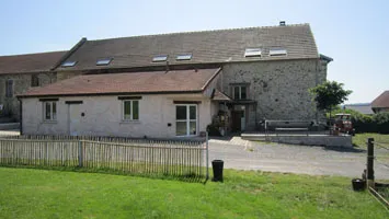Gîte La Ferme des 4 étangs — gîte de groupe à Montmort-Lucy
