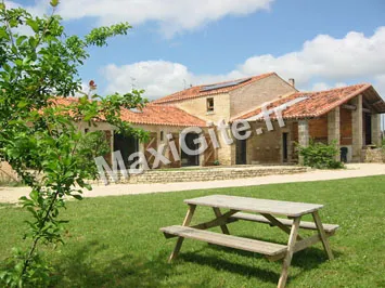 Gîte Gîte de la Roulière — gîte de groupe à Foussais-Payré