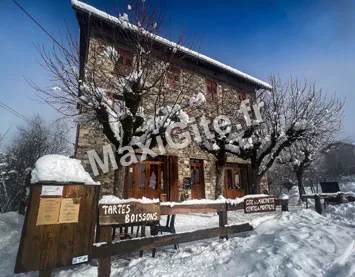 Gîte de groupe Gîte la Martinette à La Ferrière — Photo 1 de Gîte la Martinette à La Ferrière, capacité 48 personnes