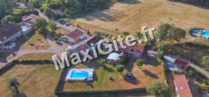Gîte de groupe Domaine de La Rebière à Saint-Martin-de-Fressengeas — Photo 4 de Domaine de La Rebière à Saint-Martin-de-Fressengeas, capacité 24 personnes