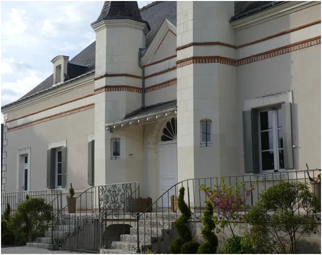 Gîte de groupe Gîte Léopoldine à Saint-Branchs — Photo 1 de Gîte Léopoldine à Saint-Branchs, capacité 15 personnes
