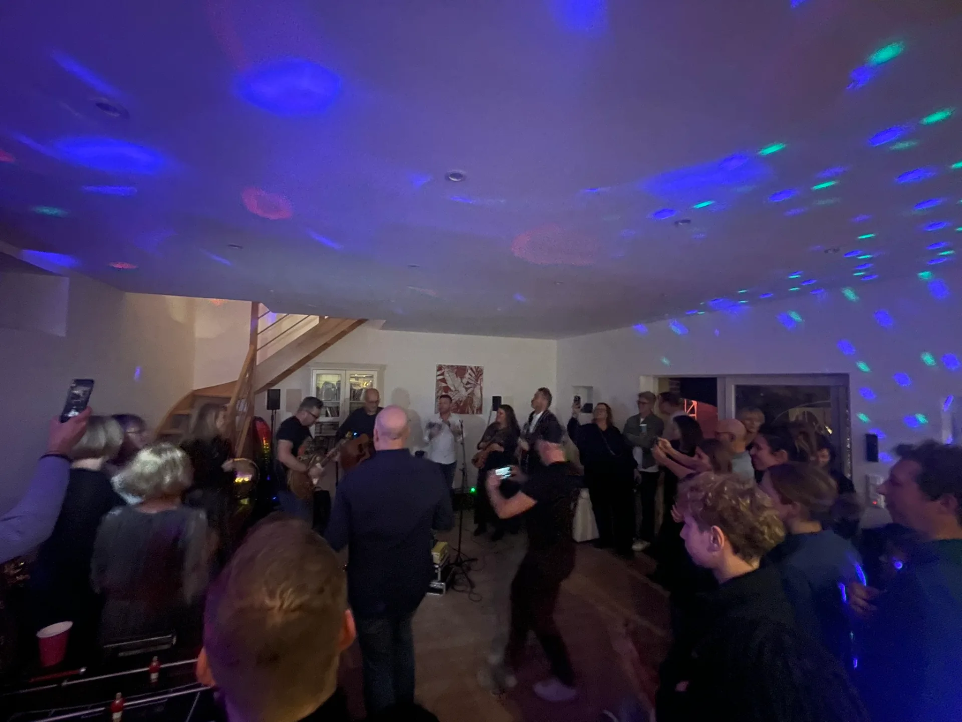 Grande salle pour anniversaires et réunions de famille aux Gîtes de Flaubert