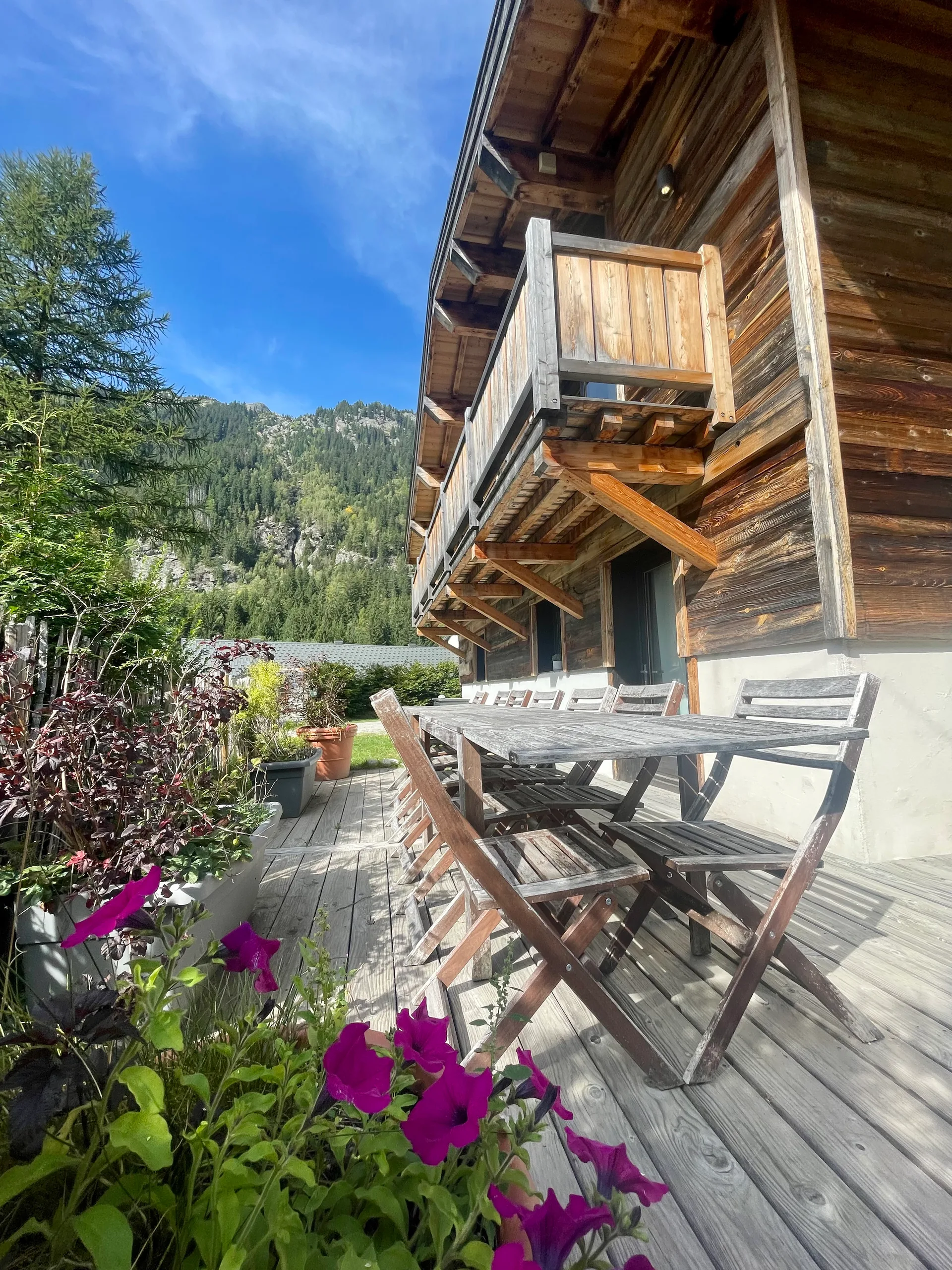 Gîte de groupe Chalet Le Petit Nicolas à Argentière — Photo 1 de Chalet Le Petit Nicolas à Argentière, capacité 14 personnes