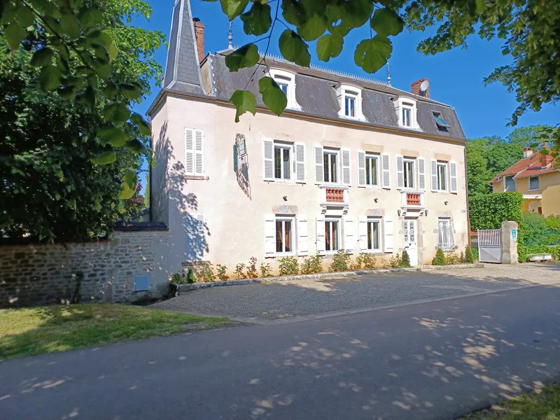 Gîte Relais de Vézelay — gîte de groupe à Sermizelles