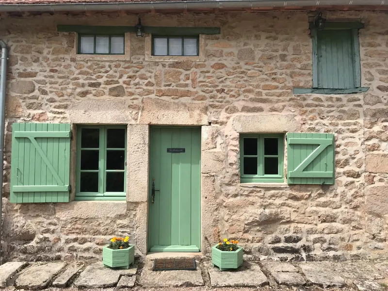 Photo 4 de Ancienne Auberge des Brizards à Quarré-les-Tombes