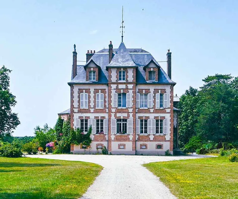 Gîte Domaine de la Drelas — gîte de groupe à Chaumont-sur-Tharonne