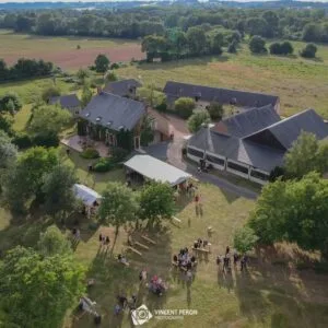 Gîte de groupe Gîte et Étang d'Asnière à Chahaignes — Photo 1 de Gîte et Étang d'Asnière à Chahaignes, capacité 33 personnes