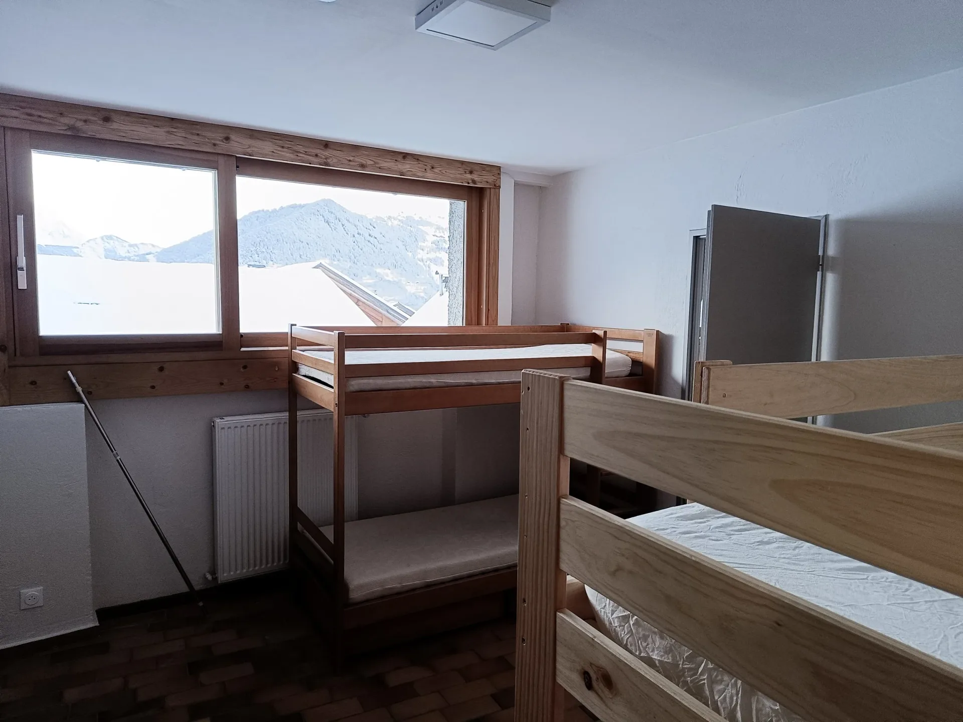 Gîte de groupe La Mansio de Bons à Les Deux Alpes — Photo 1 de La Mansio de Bons à Les Deux Alpes, capacité 50 personnes