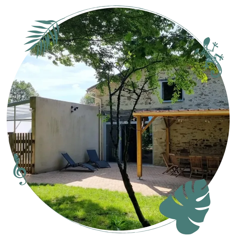 Gîte Bohem House — gîte de groupe à Saint-Martin-Lars-en-Sainte-Hermine