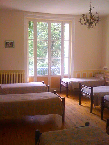 Gîte de groupe Les Iris à La Bourboule — Photo 1 de Les Iris à La Bourboule, capacité 54 personnes