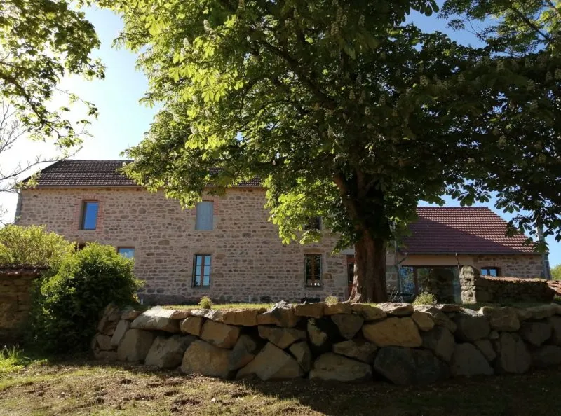 Gîte La Picolina — gîte de groupe à Charensat