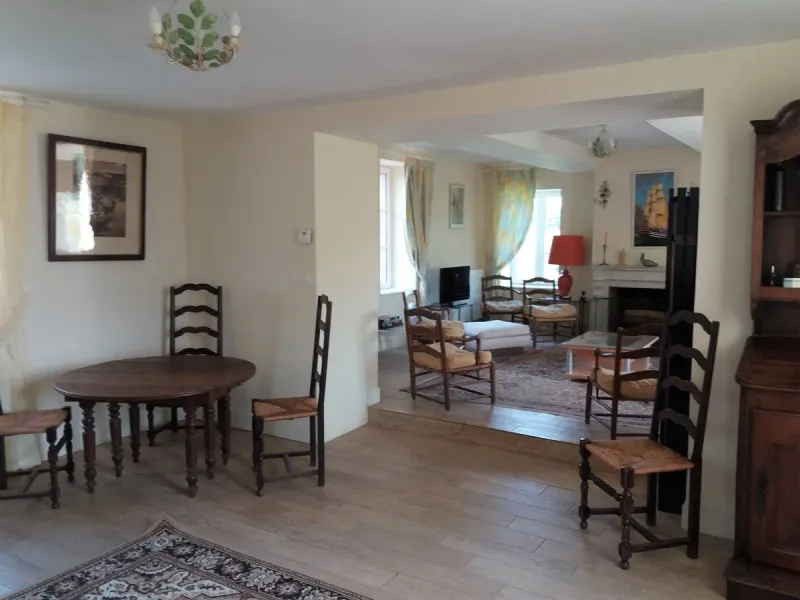 Photo 3 de Gîte de la ferme du château de Saconay à Pomeys