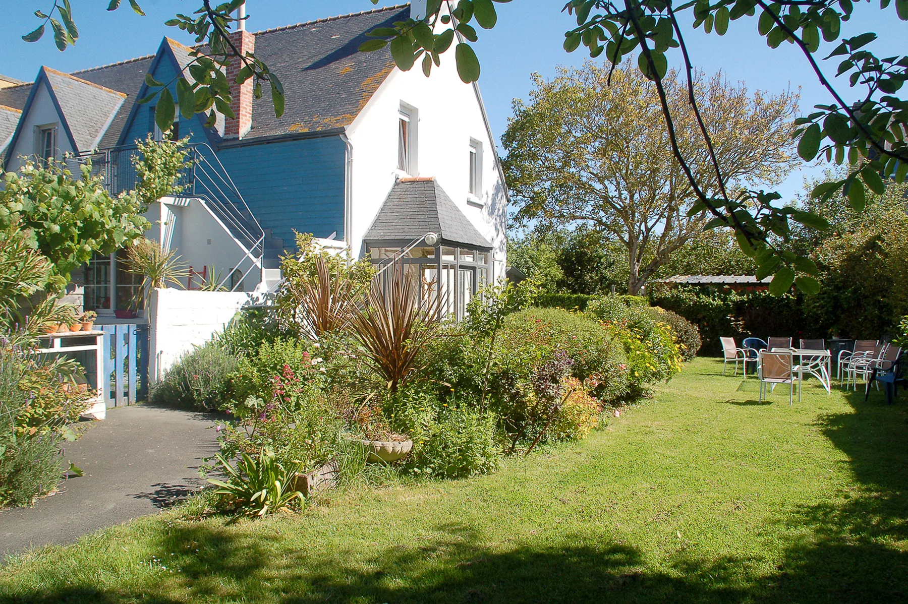 Gîte de groupe Gîtes du Méjou Roz à Plonéour-Lanvern — Photo 1 de Gîtes du Méjou Roz à Plonéour-Lanvern, capacité 25 personnes