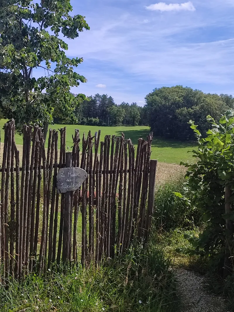 Photo 2 de Le Chant des Pierres à Salignac-Eyvigues