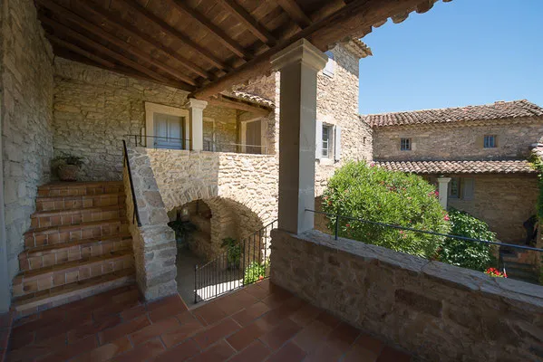 Gîte Mas des Hirondelles — gîte de groupe à Martignargues