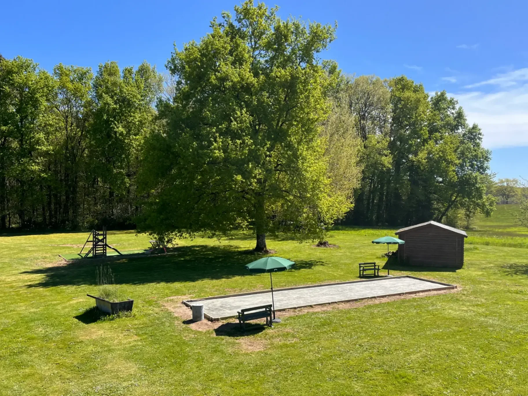 20 hectares de champs et de bois
