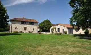 Photo 3 de Gites de La Baine à Saint-Martin-de-Fressengeas