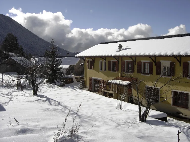 Gîte de groupe Gîte d'étape et de séjour Les Marmottes à Valdeblore — Photo 1 de Gîte d'étape et de séjour Les Marmottes à Valdeblore, capacité 24 personnes