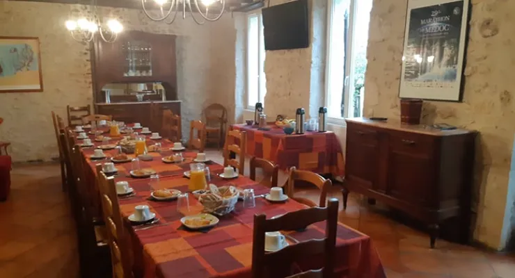 Photo 2 de Le Grand Chai - Les Gîtes du Médoc à Bégadan