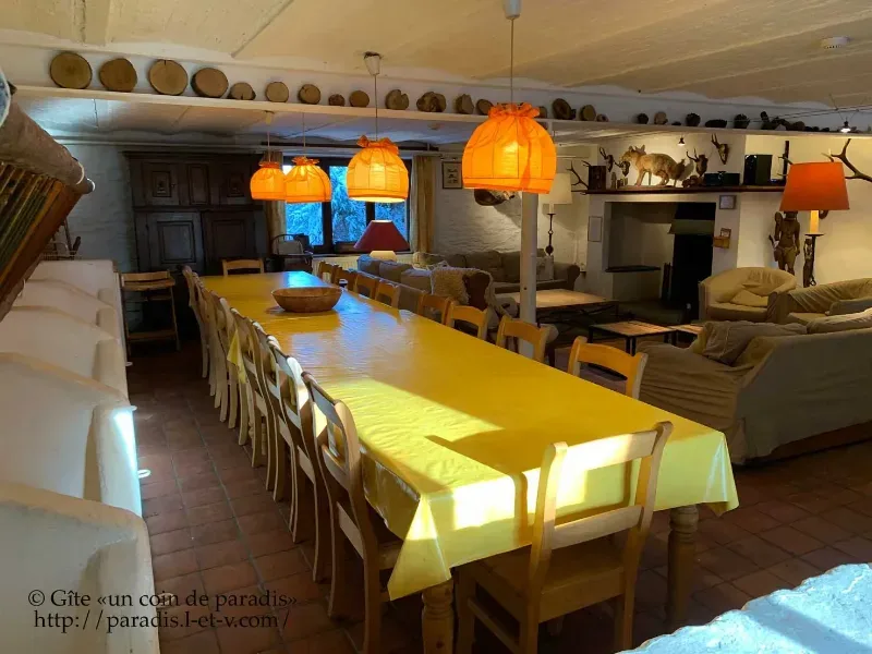 Un coin de paradis grand living