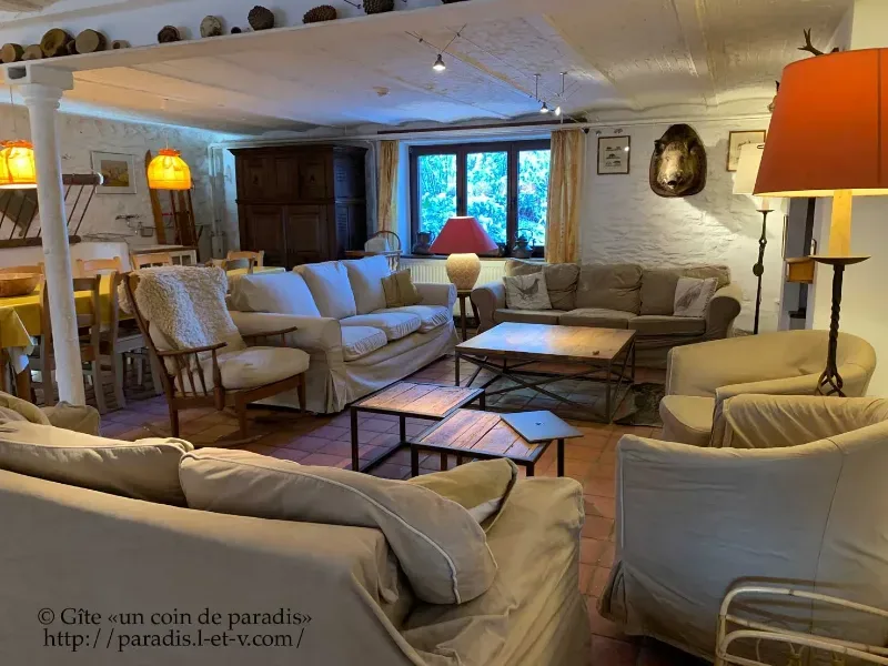 Un coin de paradis grand living