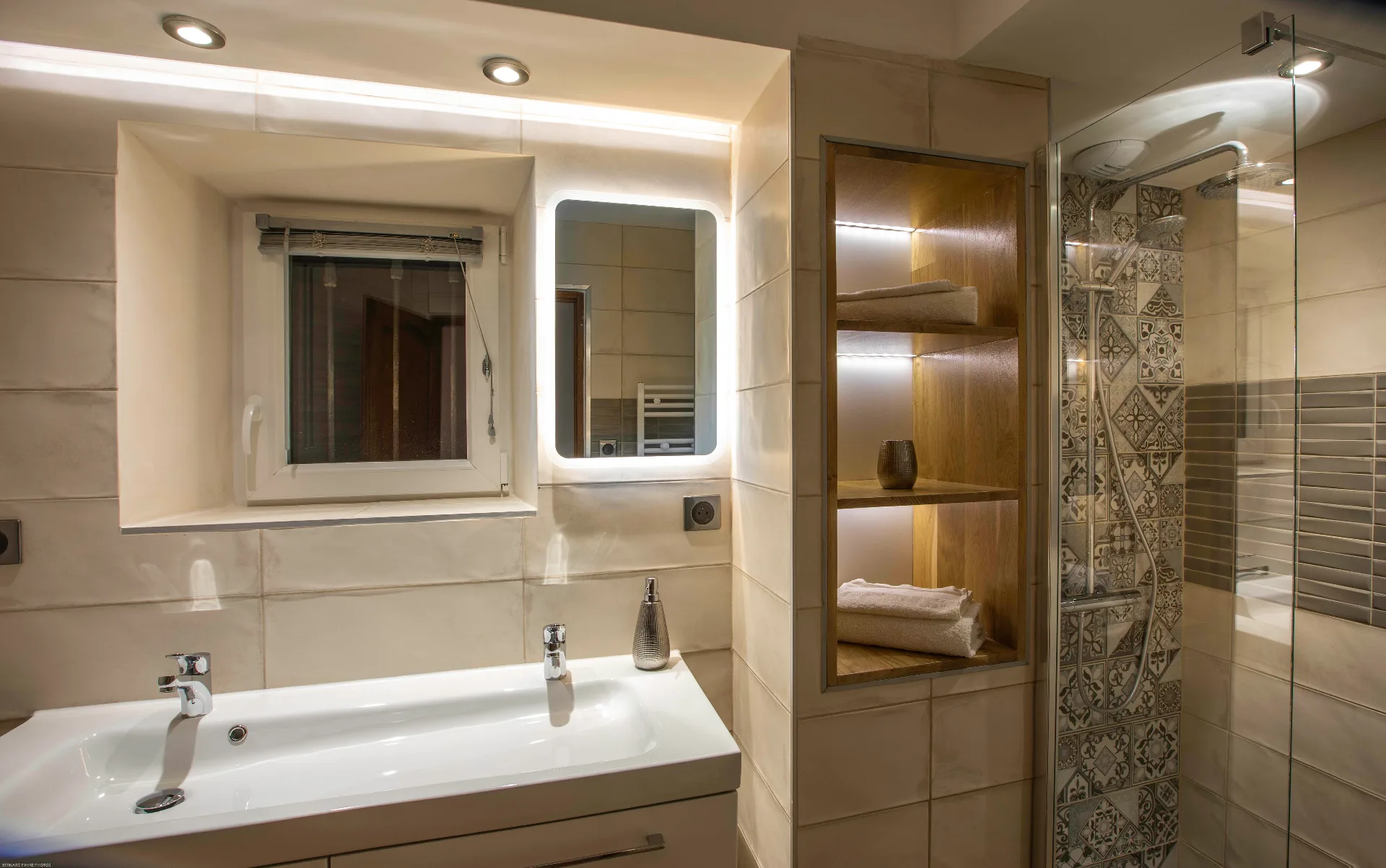 Salle de bain à l'Italienne du gîte "La Truffière"