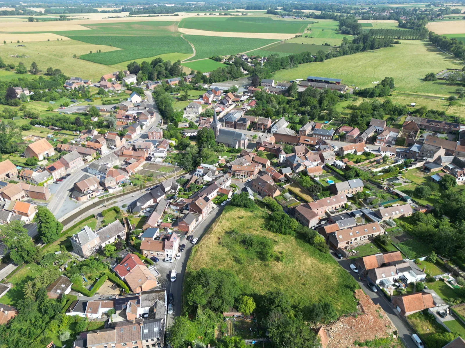 La Geonelle – Le village