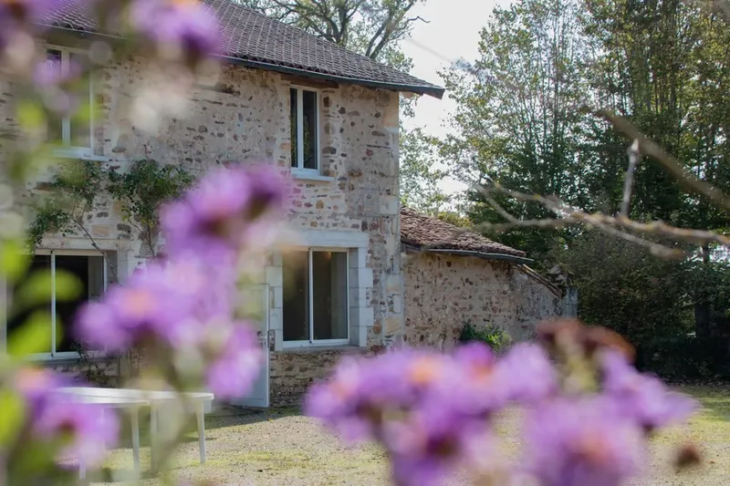 Photo 2 de Domaine de la Beige à Mézières-sur-Issoire