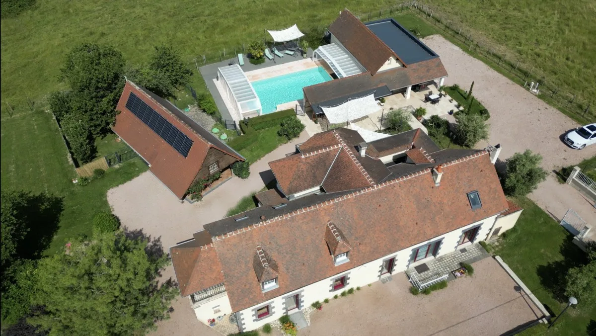 Gîte de groupe Gîte du Pied de Biche à Saint-Gérand-de-Vaux — Photo 1 de Gîte du Pied de Biche à Saint-Gérand-de-Vaux, capacité 15 personnes