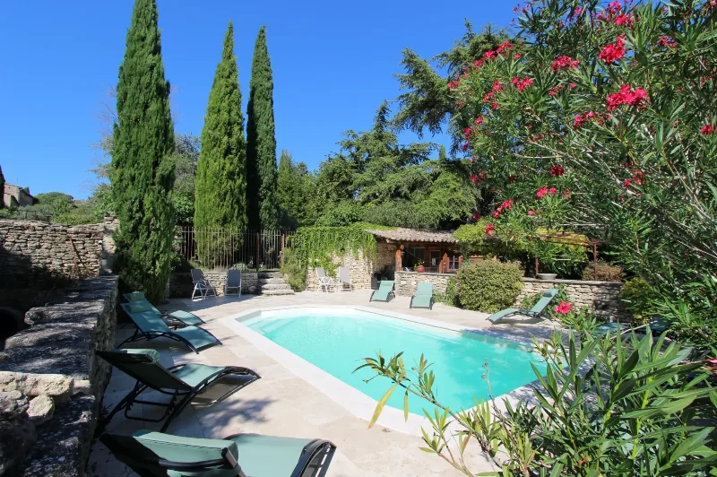 Gites Provence et Nature - La piscine