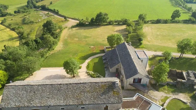Photo 5 de Gîte du Domaine de Soussuéjouls à Sévérac-d'Aveyron